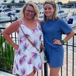 Tropical nights in white..